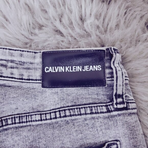 CALVIN KLEIN High Rise Skinny Modern Skinny Jeans- Black-Grey Stone Wash - Picture 3 of 16